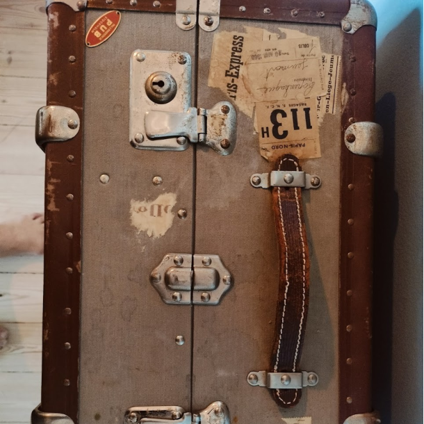 Unik gammel rejsekuffert